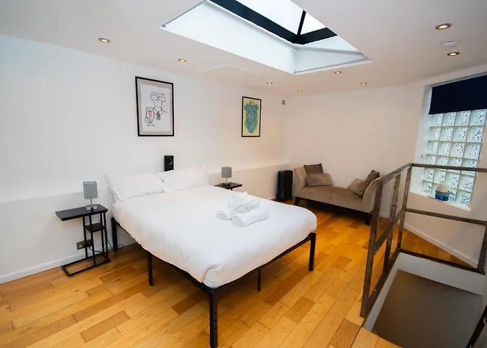 Charming 1 Bed Near Temple Meads Station & Cabot Circus Mall Σπίτι διακοπών *